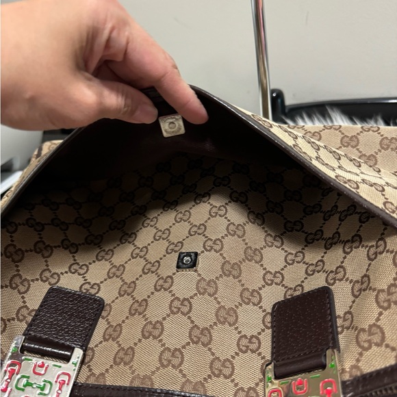 Authentic Gucci canvass tote - Picture 13 of 16